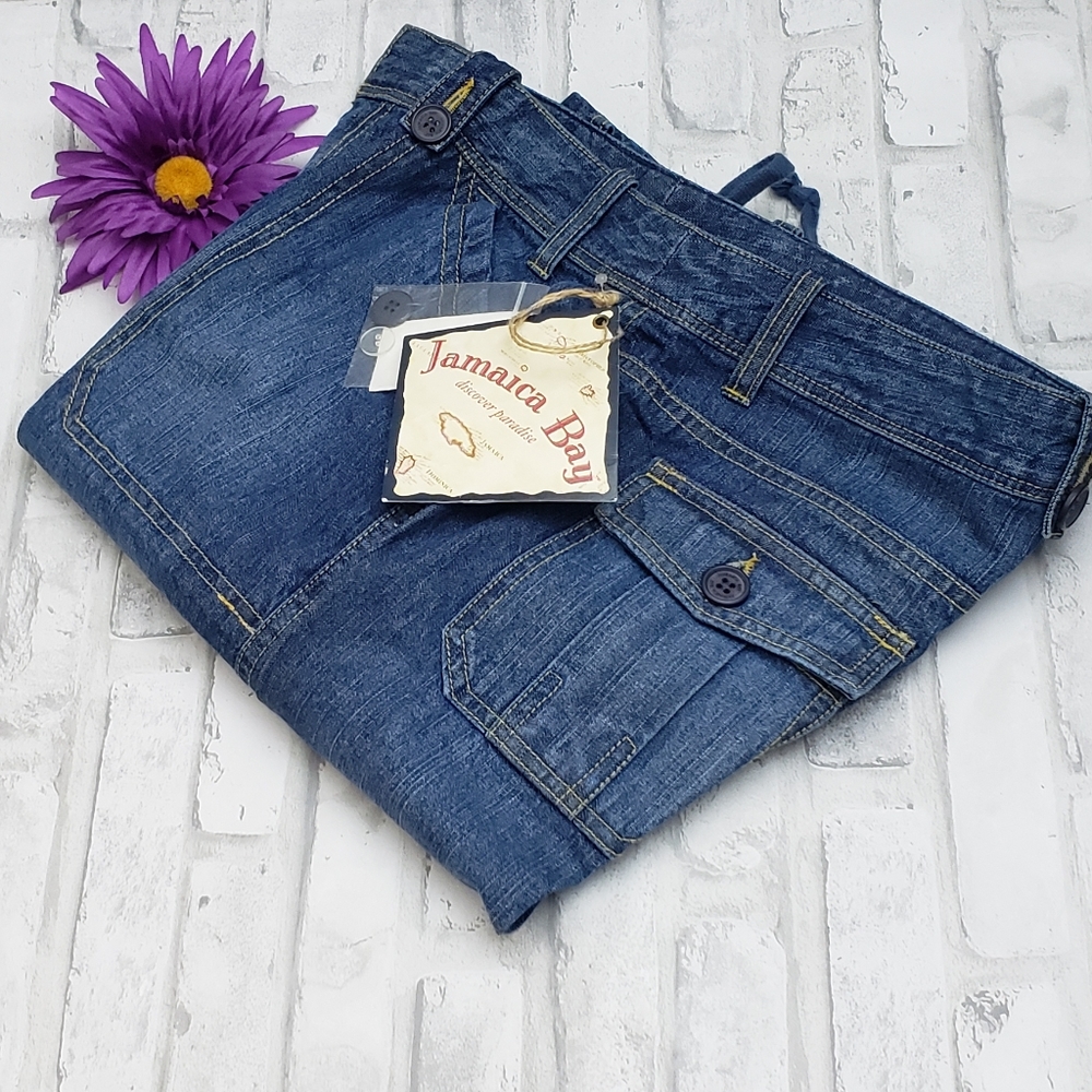 NWT***Jamaica Bay Drawstring Cargo Denim Capris-Size 10